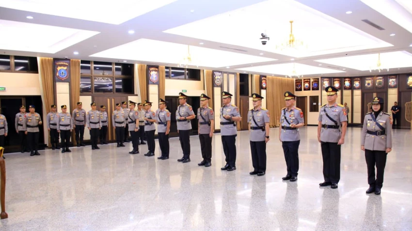 Empat Kapolda dan Kadivkum Polri Dilantik